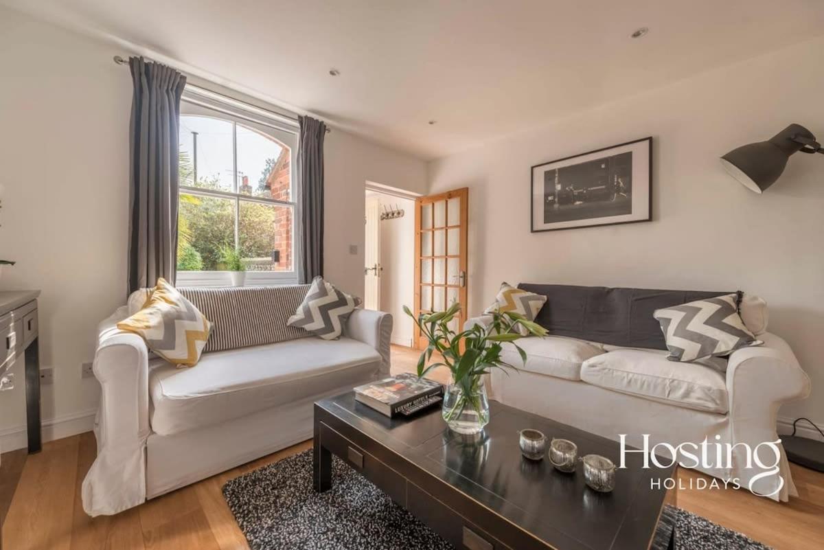 Villa Stunning Character House In The Centre Of Henley Exterior foto